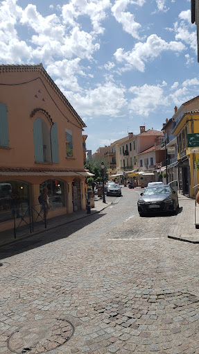 Aperçu des activités de la casse automobile ADMS située à FLASSANS-SUR-ISSOLE (83340)